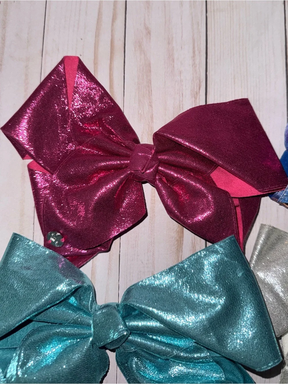 Metallic Jojo Bows